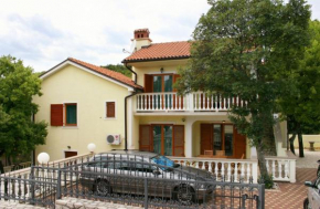 Apartments with a parking space Povile, Novi Vinodolski - 2398